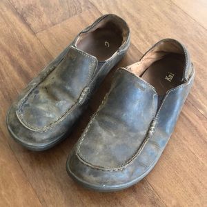 Olukai - Moloa Boys leather shoes boys 6, EU 38.